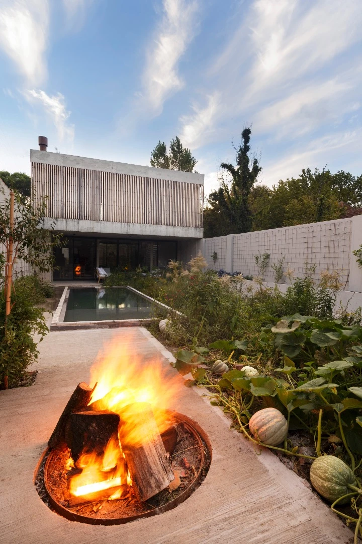 The MeMo House's fire pit