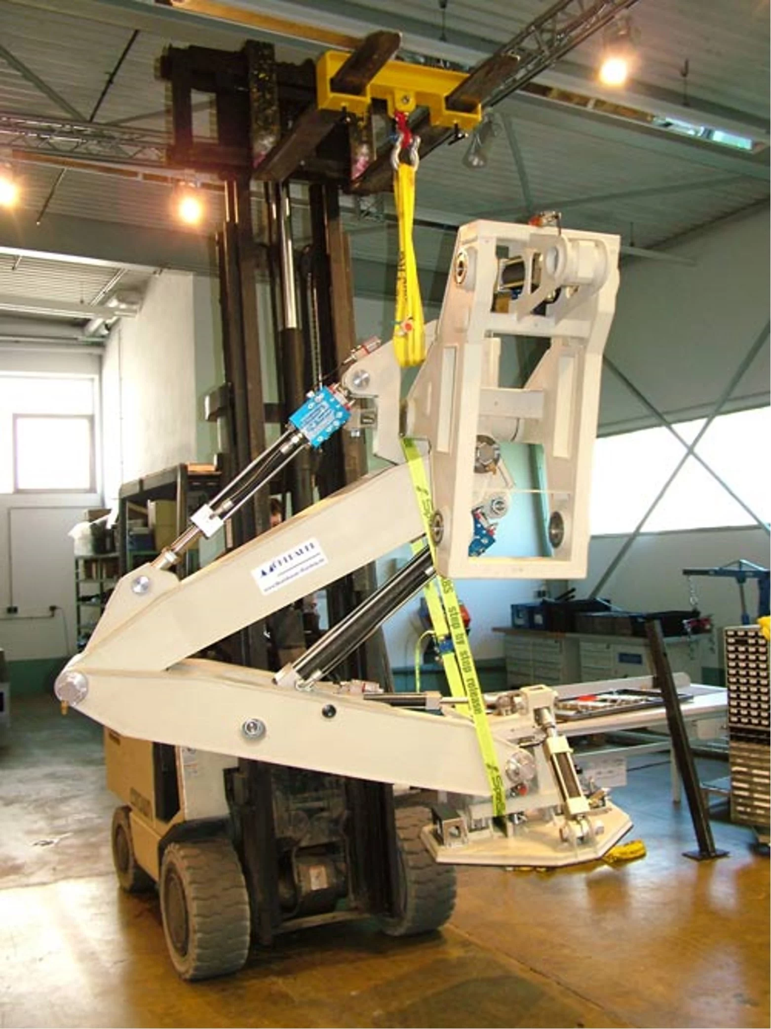 One of Tradinno's legs