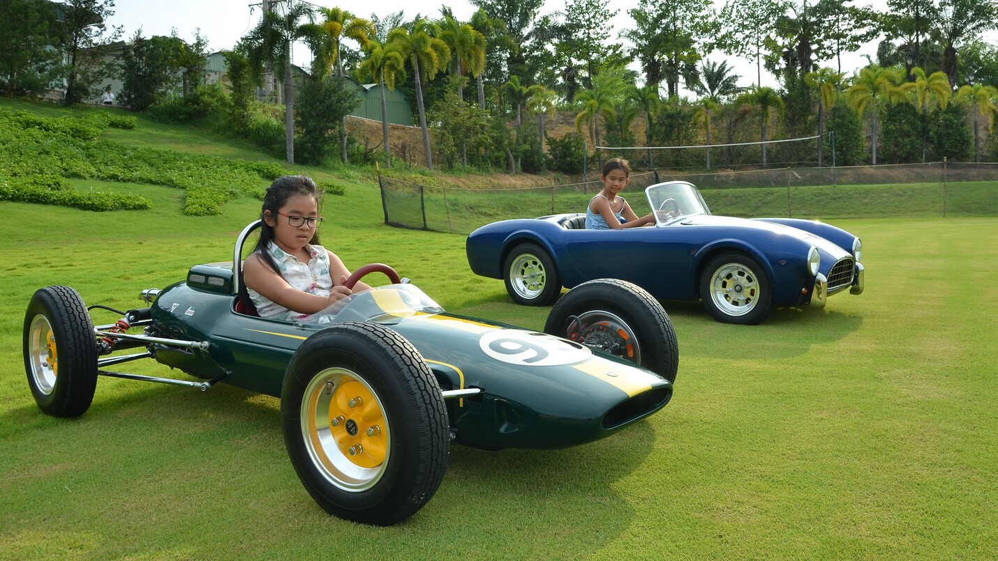 Harrington's new 10,000 Junior Formula One Car