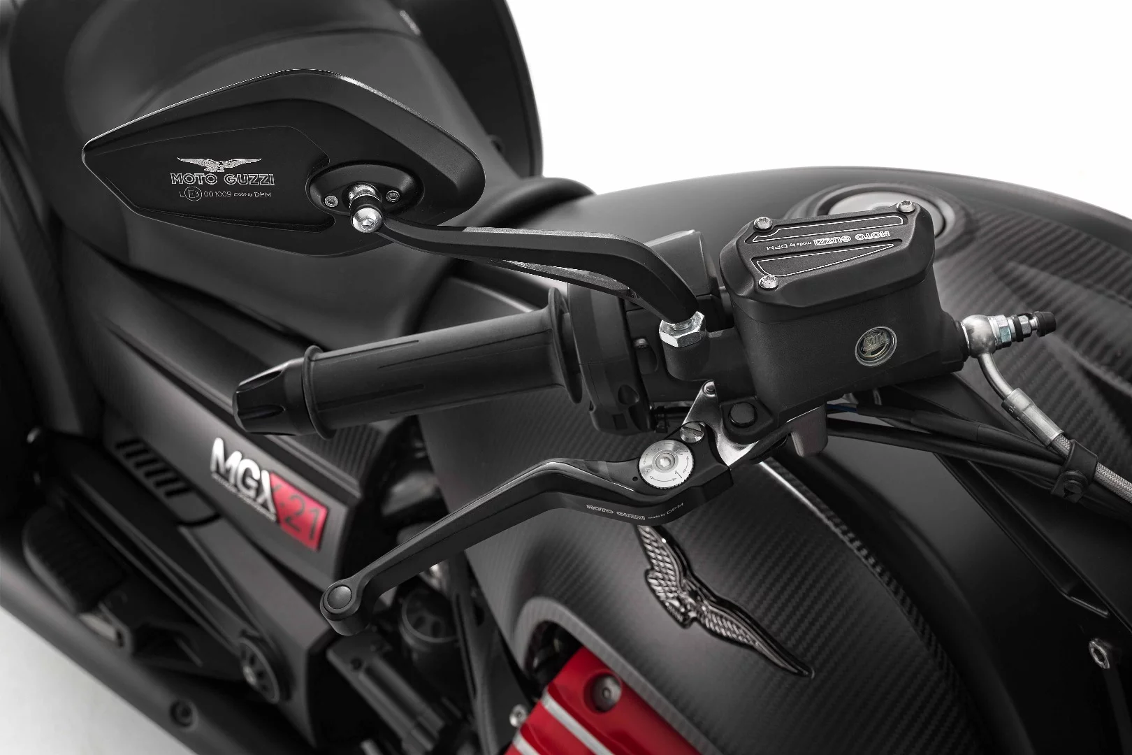 Available accessories include upgraded side mirrors