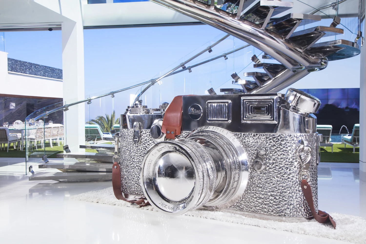 This oversized Leica sculpture was once in Leica's Los Angeles flagship store and is valued at $1 million