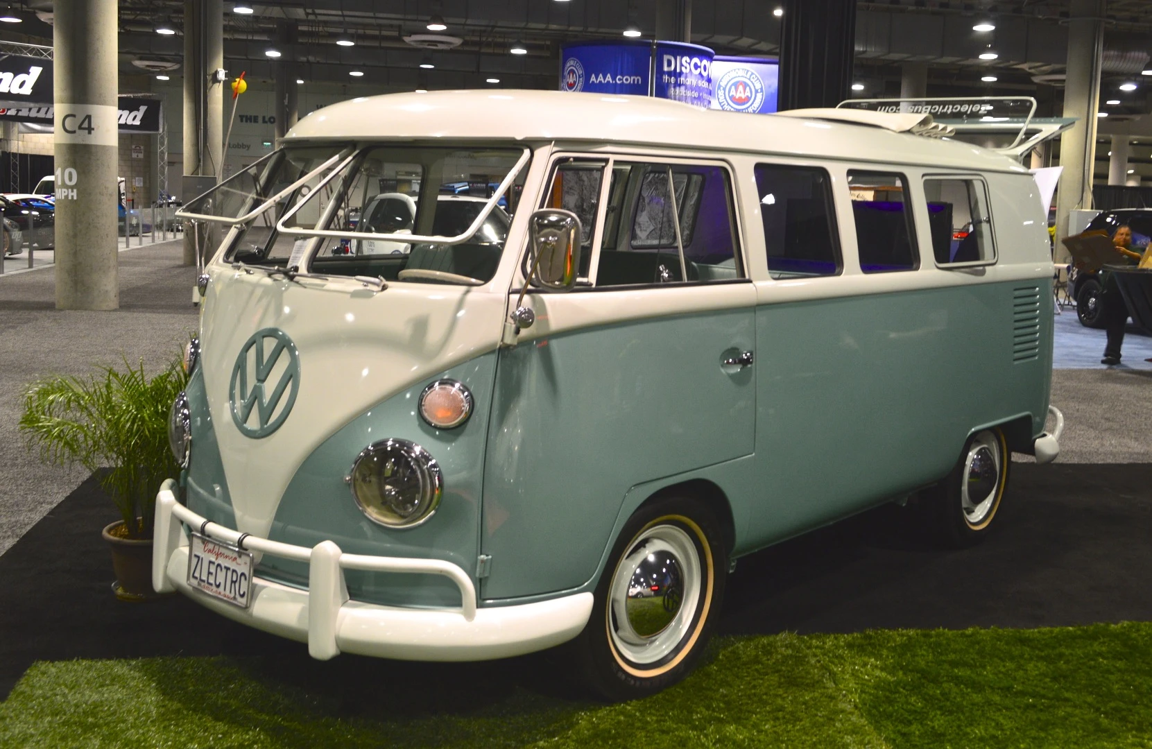 The "ZelectricBus" at the 2015 LA Auto Show