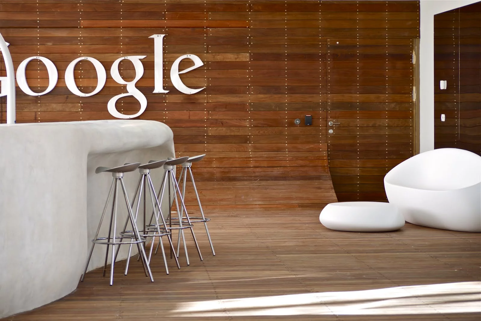 Google's new Israel hub caters for its vast team of approximately 200 engineers and 50 sales and marketing employees (Photo: Itay Sikolski)