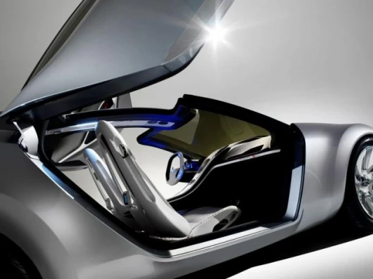 Reverse butterfly doors provide easy ingress and egress for the Ford Reflex concept.