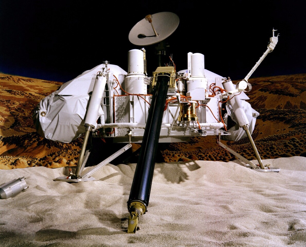 The Viking 1 Lander being tested on Earth