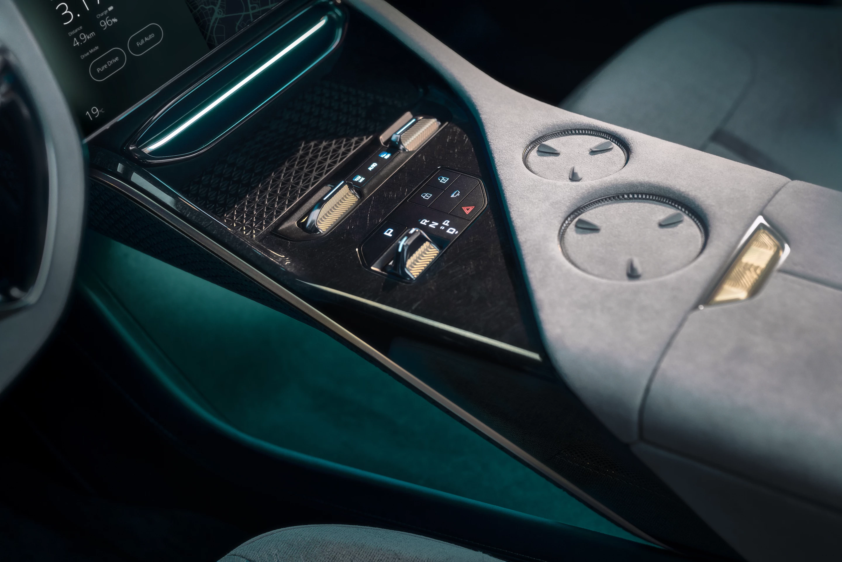 The wrapping design of the center console gives a nod to the Eletre's driver focus