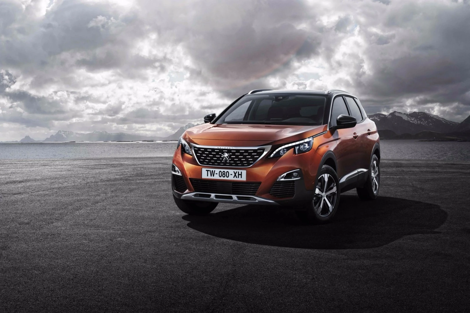 The new 3008 is 80-mm (3.1-in) longer than the current version