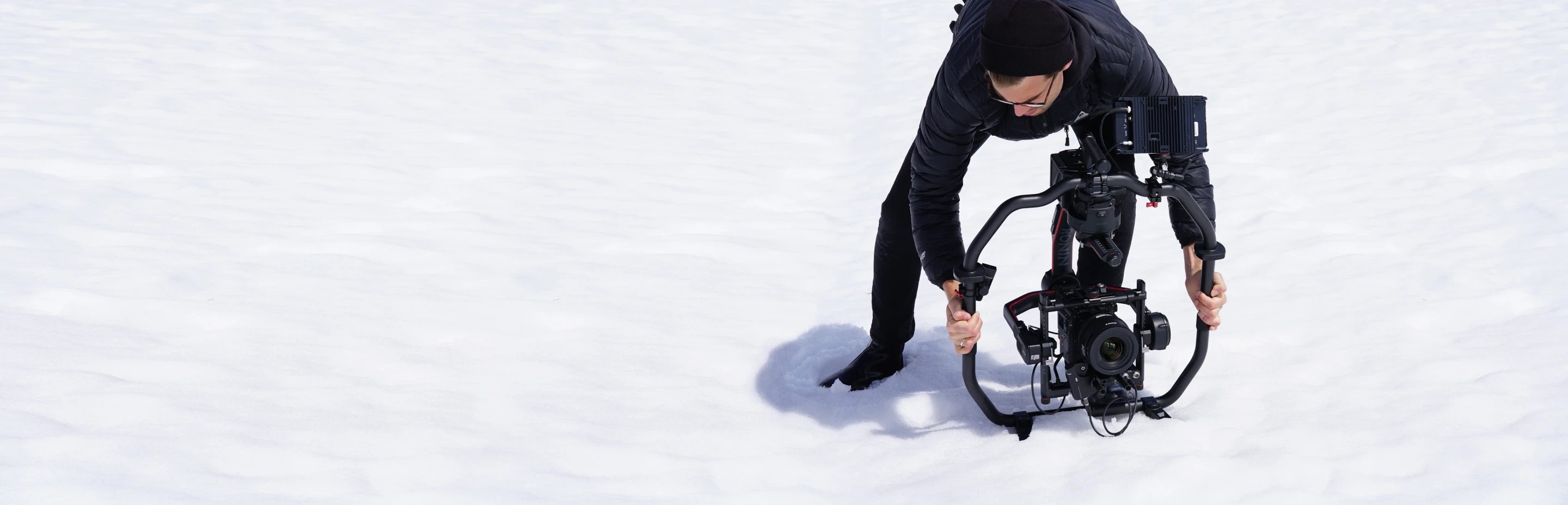 DJI Ronin 2: fold out feet let you set the thing down to save your arms