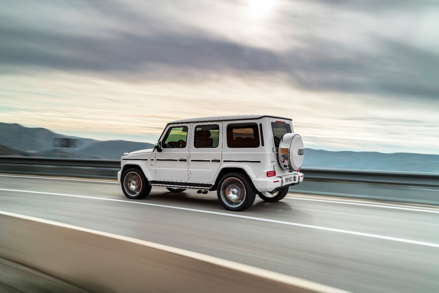 Top speed for the AMG G 63 is a whopping 220 km/h (137 mph) or 240 km/h (149 mph) with the AMG Driver’s package