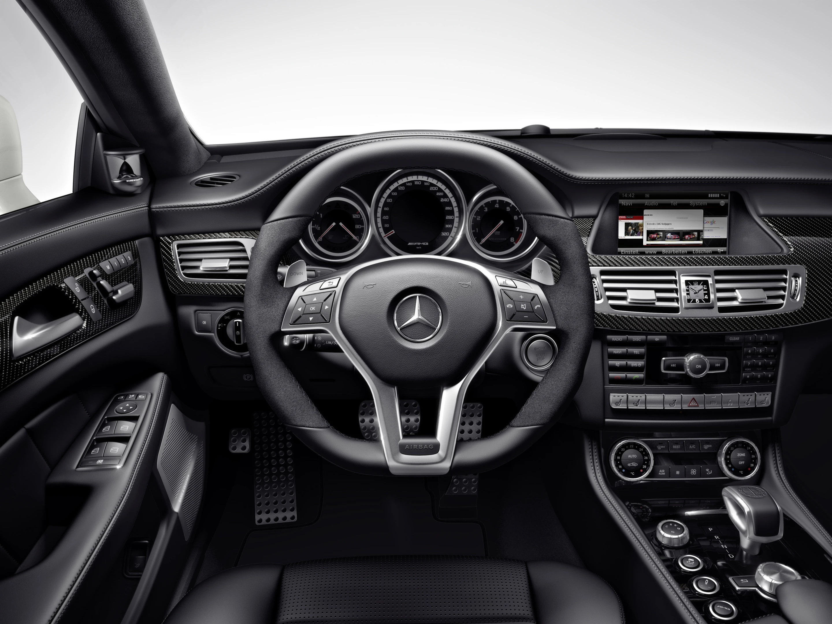 The Mercedes-Benz CLS 63 AMG Shooting Brake instrument cluster