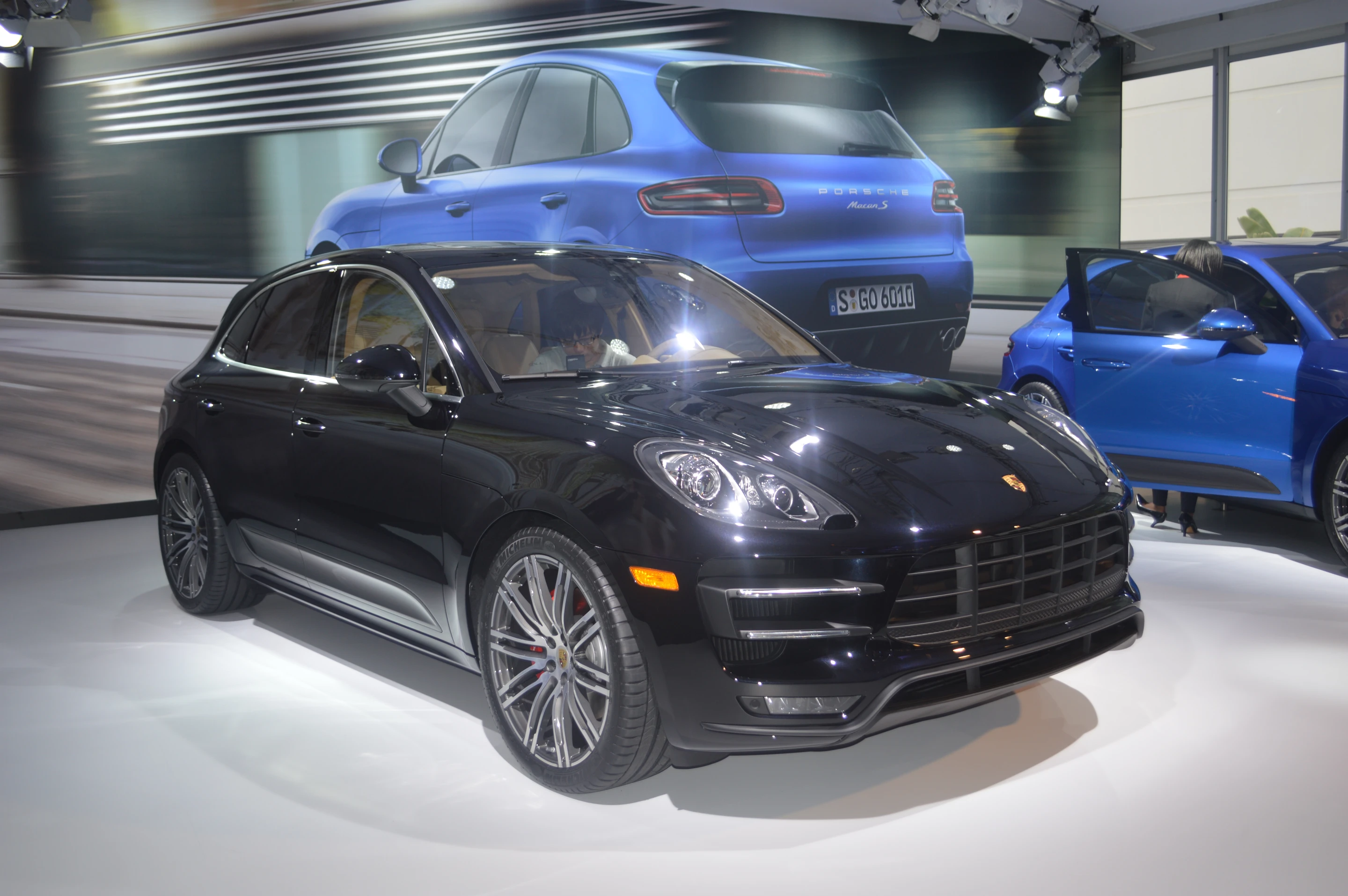 The Porsche Macan Turbo at the Los Angeles Auto Show