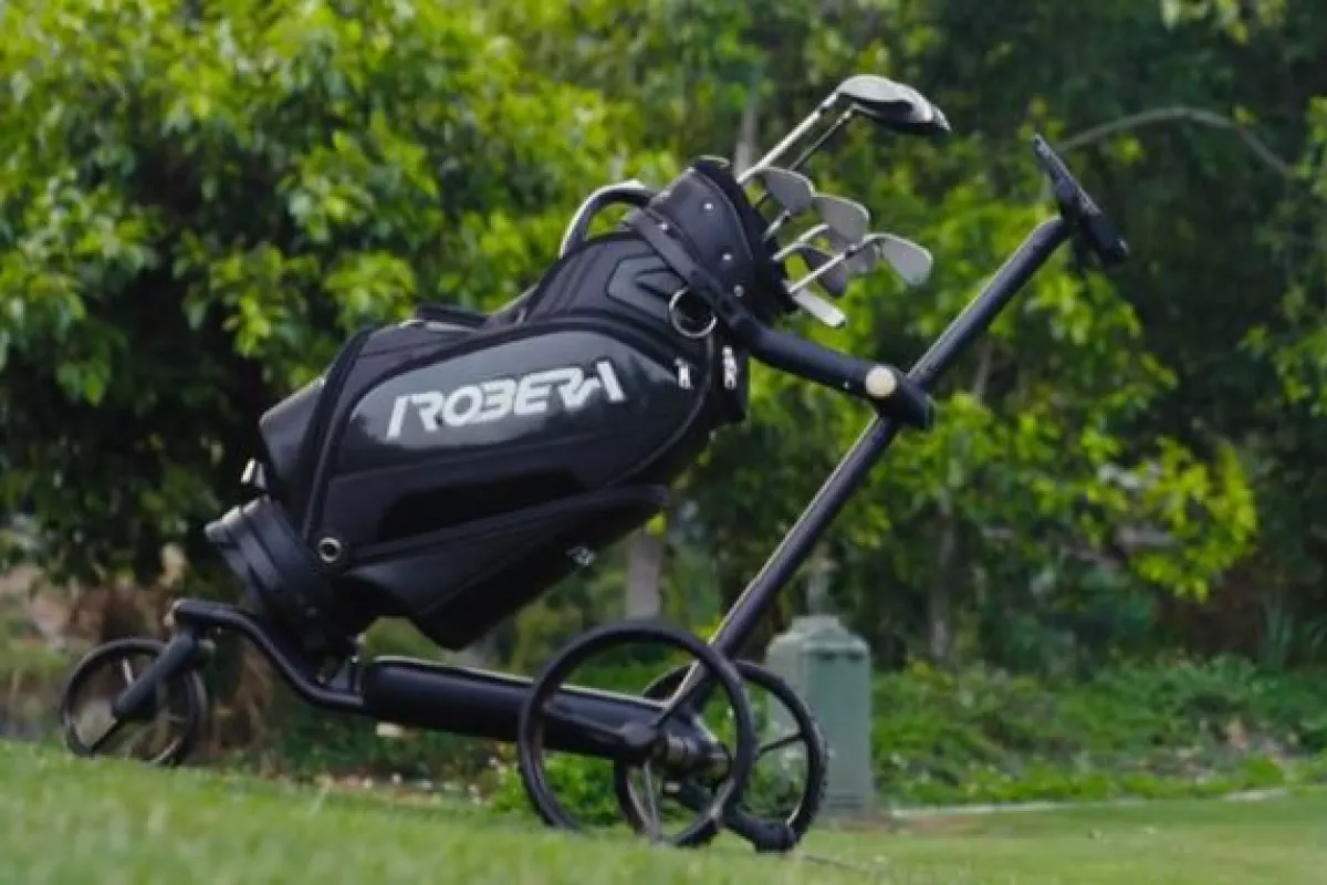Let the robotic caddie do the hard work while you relax and focus on your game
