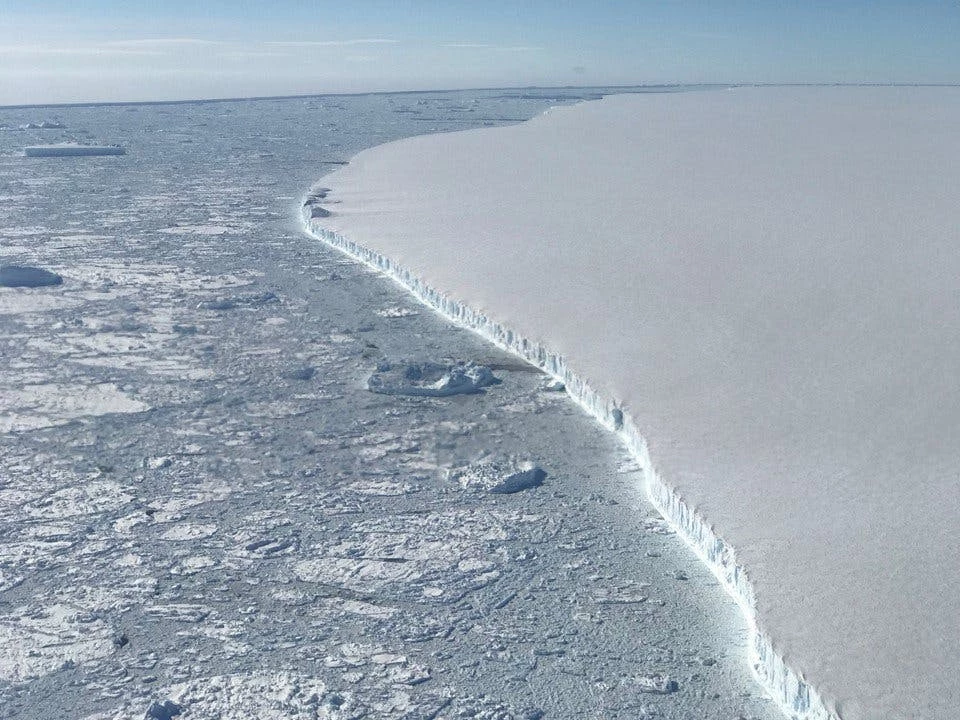 The western edge of Antarctic iceberg A68