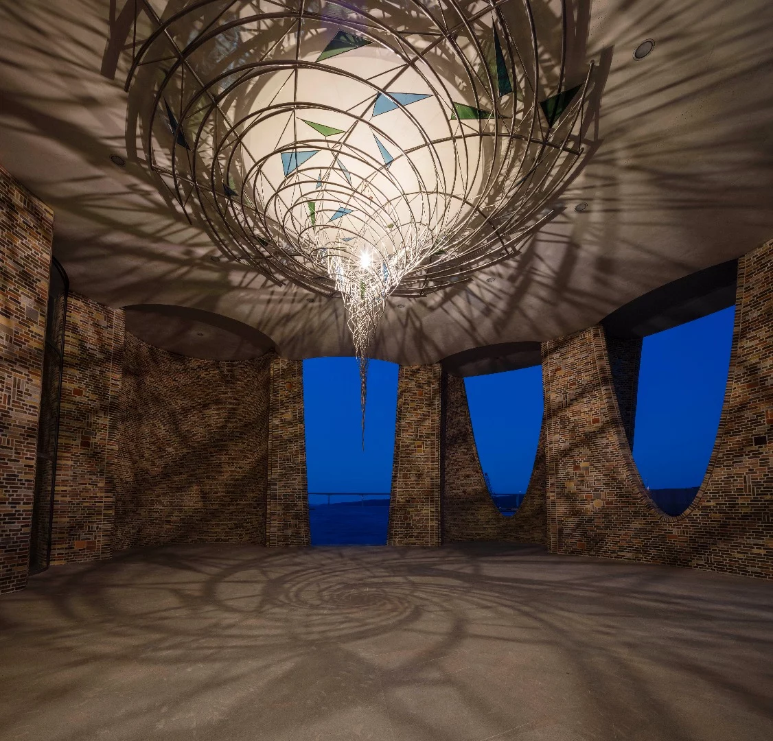 Particular emphasis has been placed on Fjordenhus' lighting