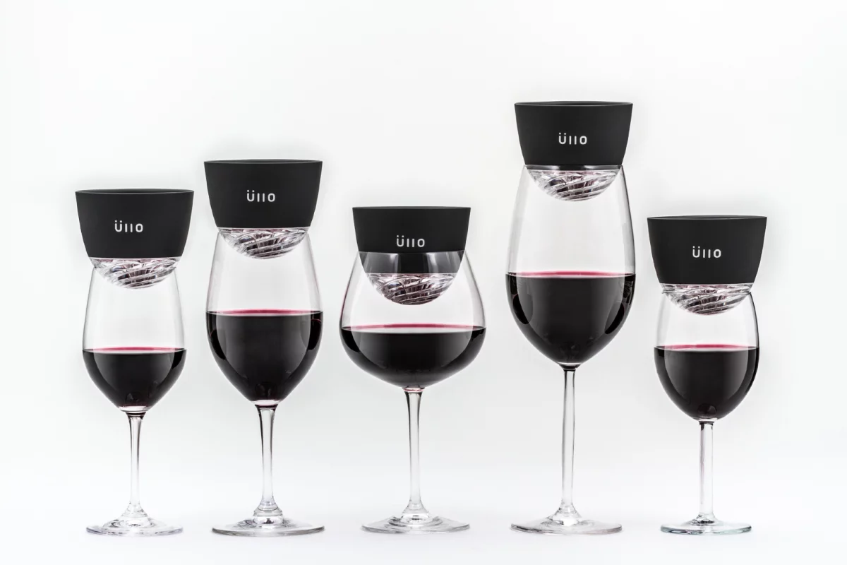 The Üllo is claimed to filter most of the sulfite content from wine