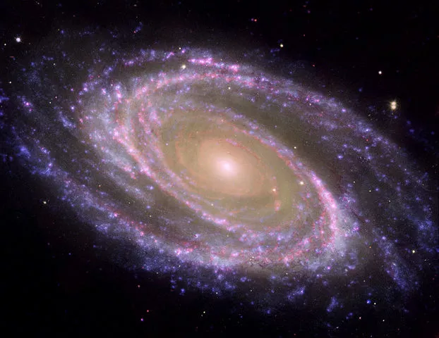 The striking spiral structure of galaxy M81 in the Big Dipper (Photo: NASA)