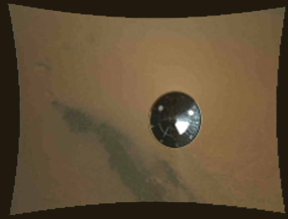 Curiosity's heat shield jettisoned (Image: NASA/JPL-Caltech)