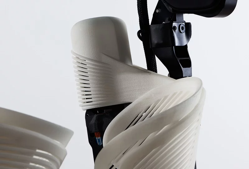 The suit was created by by 3D Systems, with actuators and controls integrated by Ekso Bionics