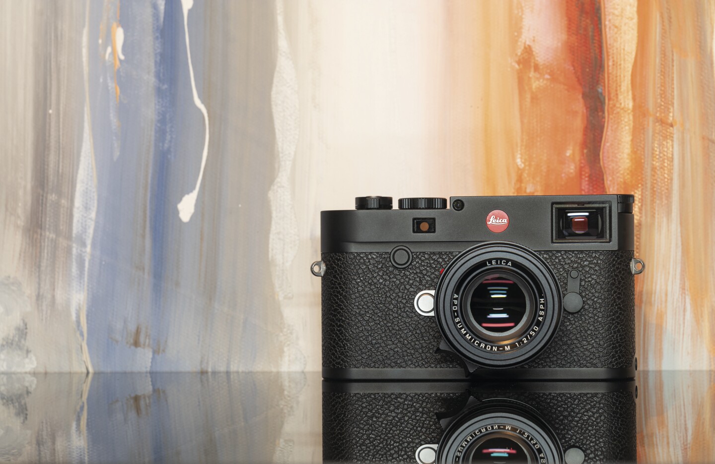 Leica says that the M10-R "delivers enhanced rendition of details to fully explore the optical excellence of the legendary Leica M lenses"