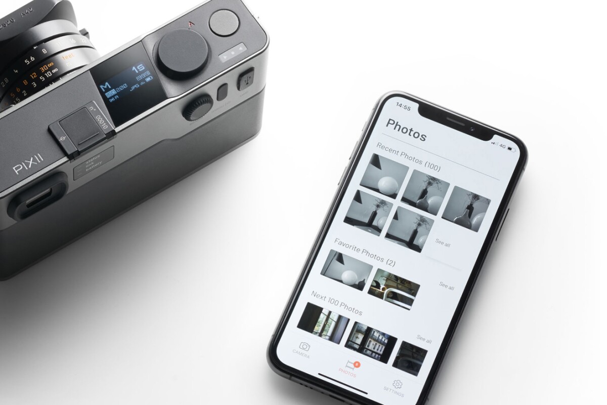 The Pixii digital rangefinder leverages the power of a smartphone for photo editing, sharing and storage