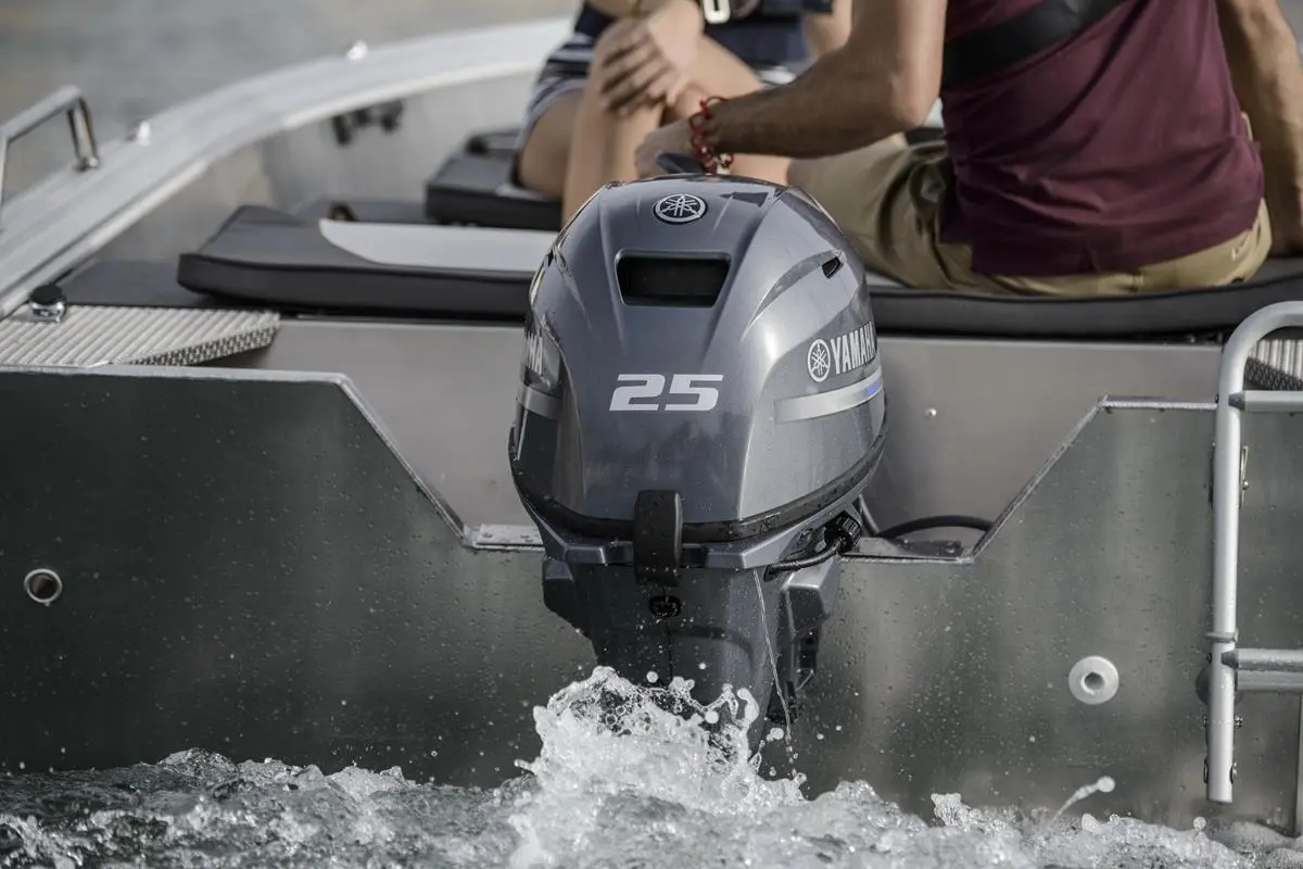 The Yamaha F25 is 25 percent lighter than the model it replaces