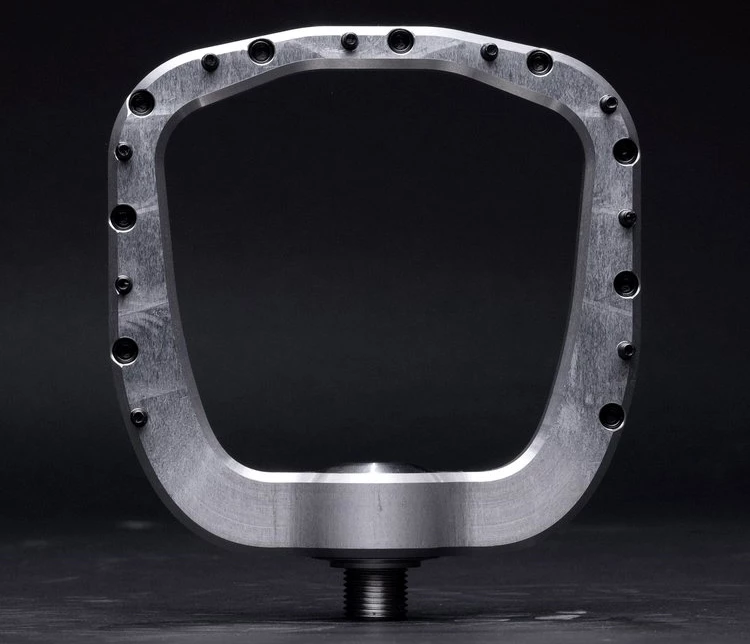 Both the Void (pictured) and the Pendulum are offered in color choices of black or "raw" (clear anodized)