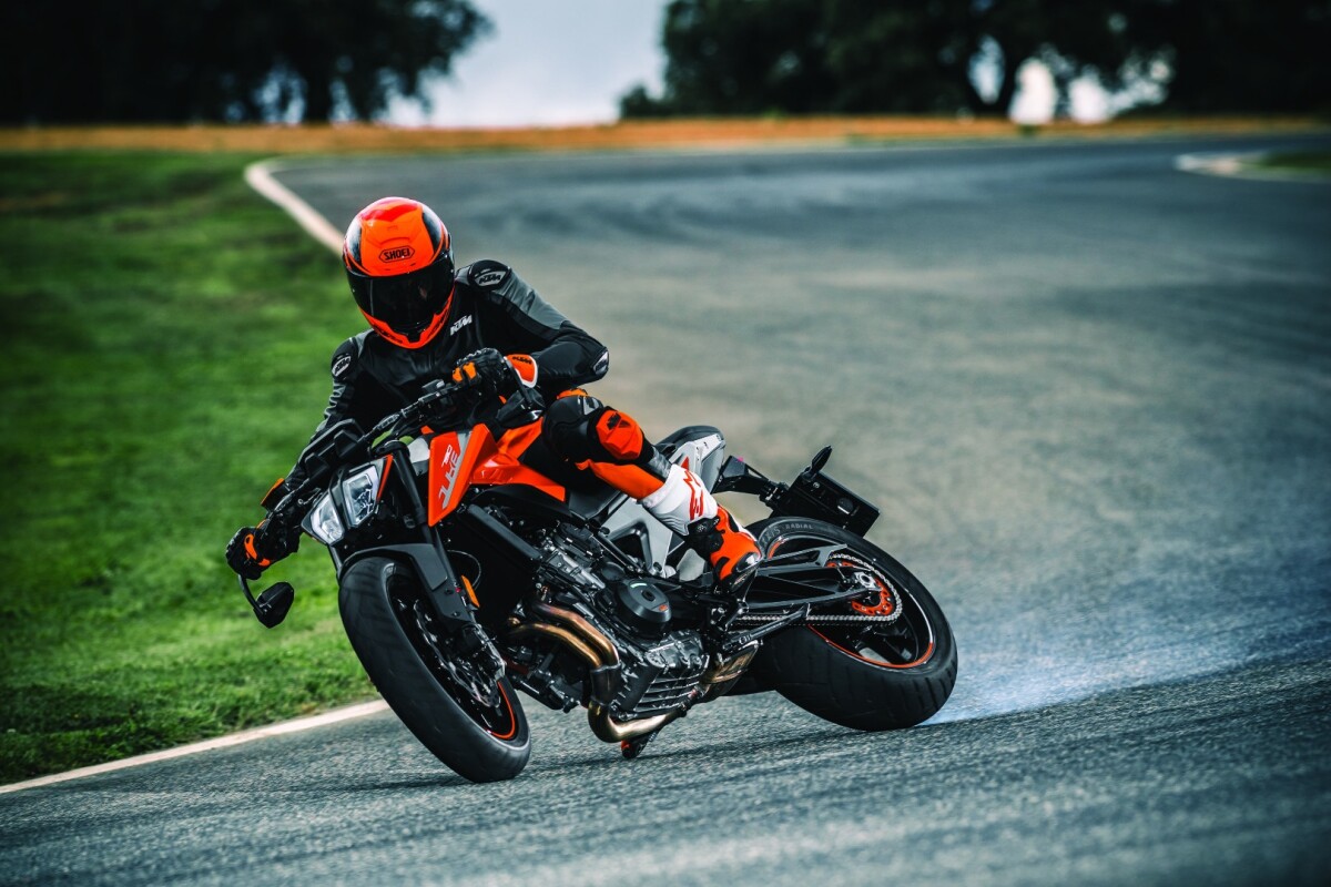 The 2018 KTM Duke 790: All new from the ground up with a brand new engine 799cc parallel twin engine and redesigned chassis