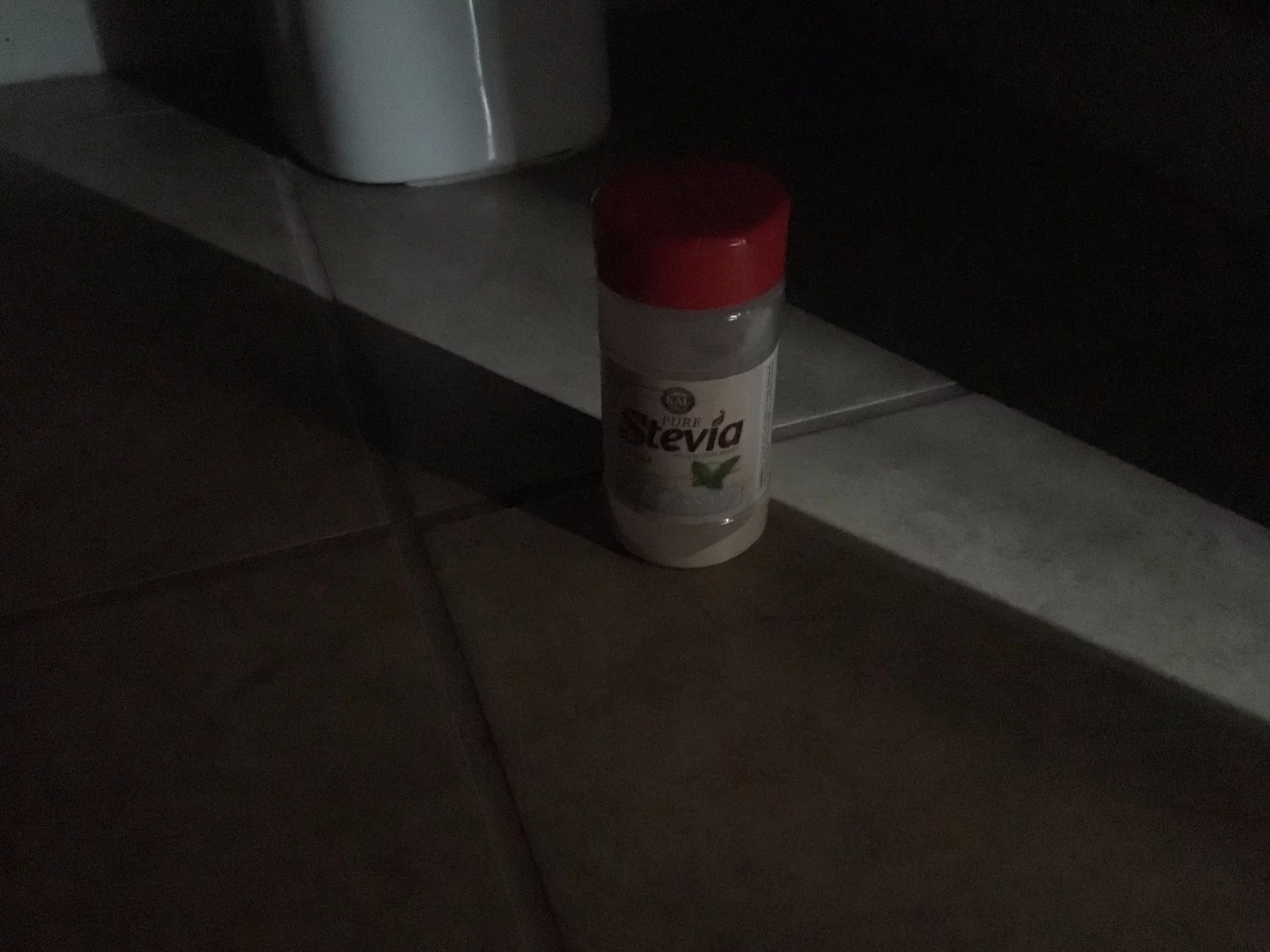 Poorly-lit shot, iPhone 6s