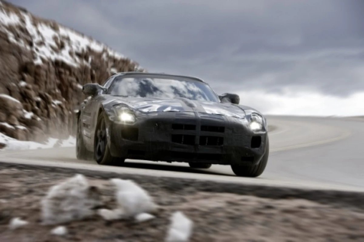 Mercedes-Benz SLS AMG