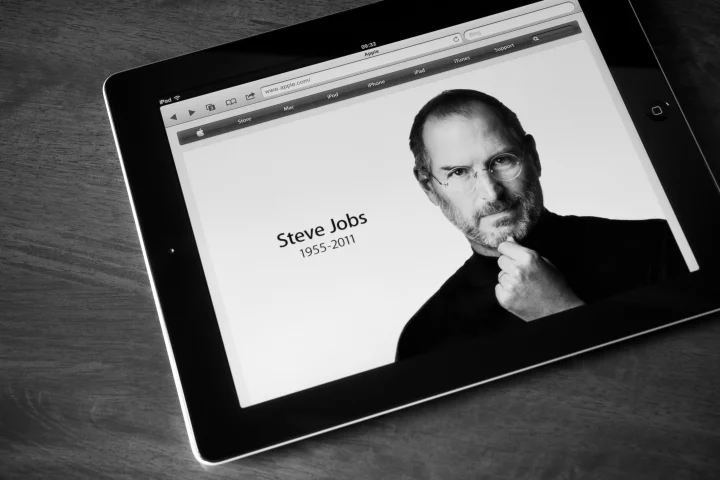 For Steve Jobs, the customer's experience was paramount (Photo: bloomua/Shutterstock)