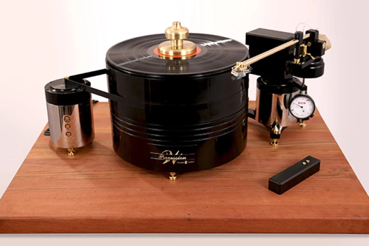 VTA/SRA adjustment allows Procession users to remotely bring the edges of a stylus in precise alignment with the walls of the grooves of a record