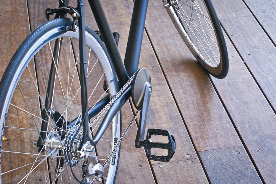 It can shift gears even when the bike is not in motion