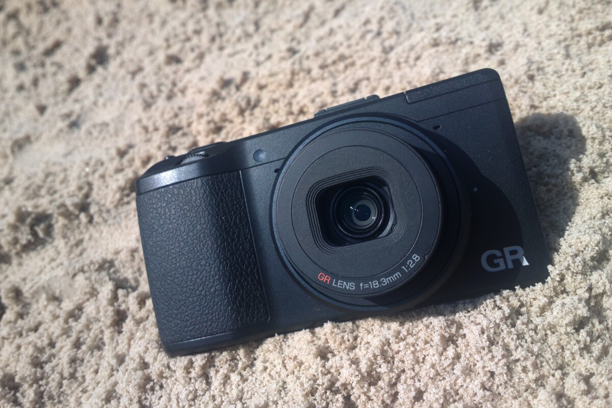 Gizmag helps you choose the best camera for your next vacation