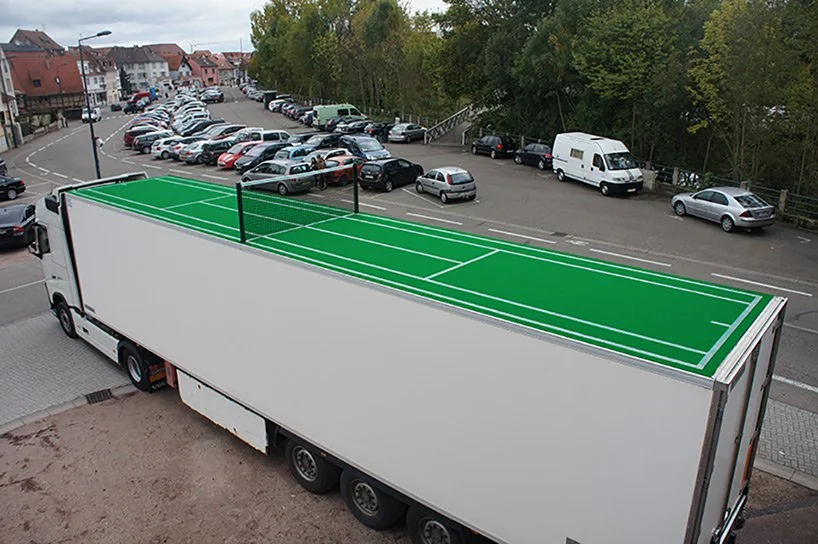 A 2017 piece - the tennis court on a truck