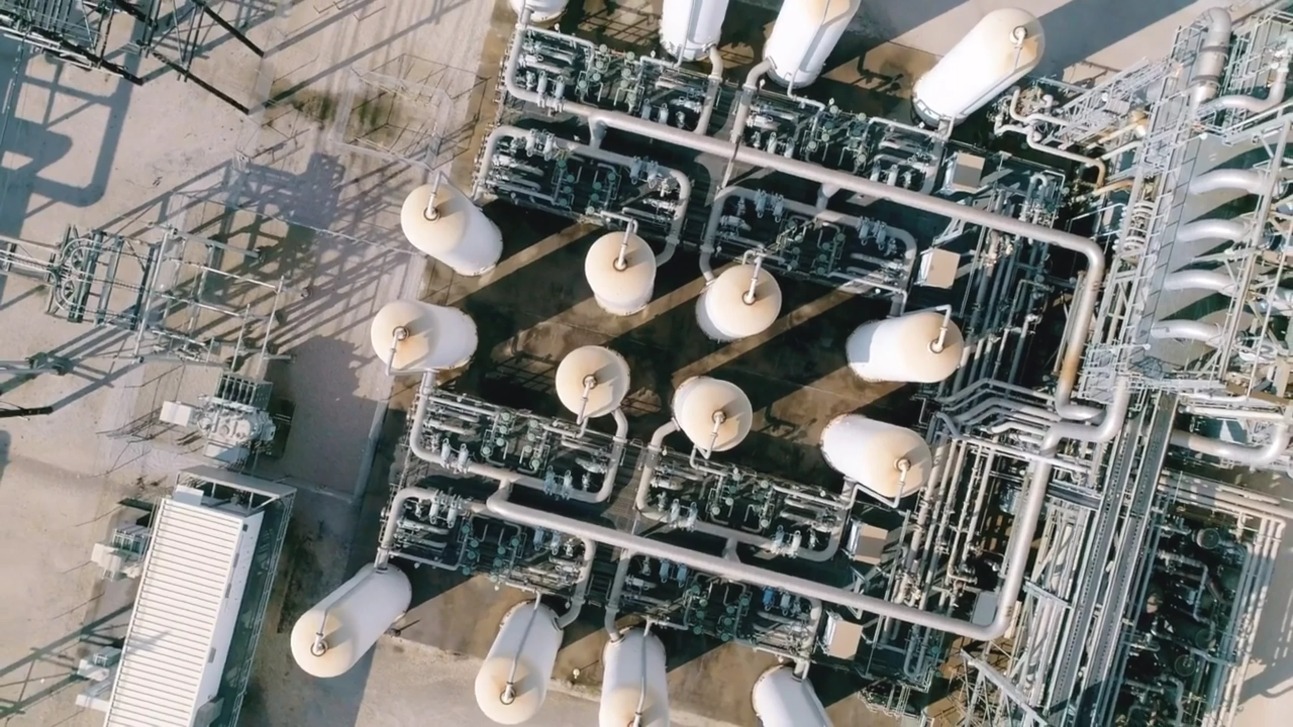 The Valero refinery in Port Arthur, Texas, has the first large-scale carbon capture facility in operation, capturing emissions from two steam methane reformers used to produce hydrogen