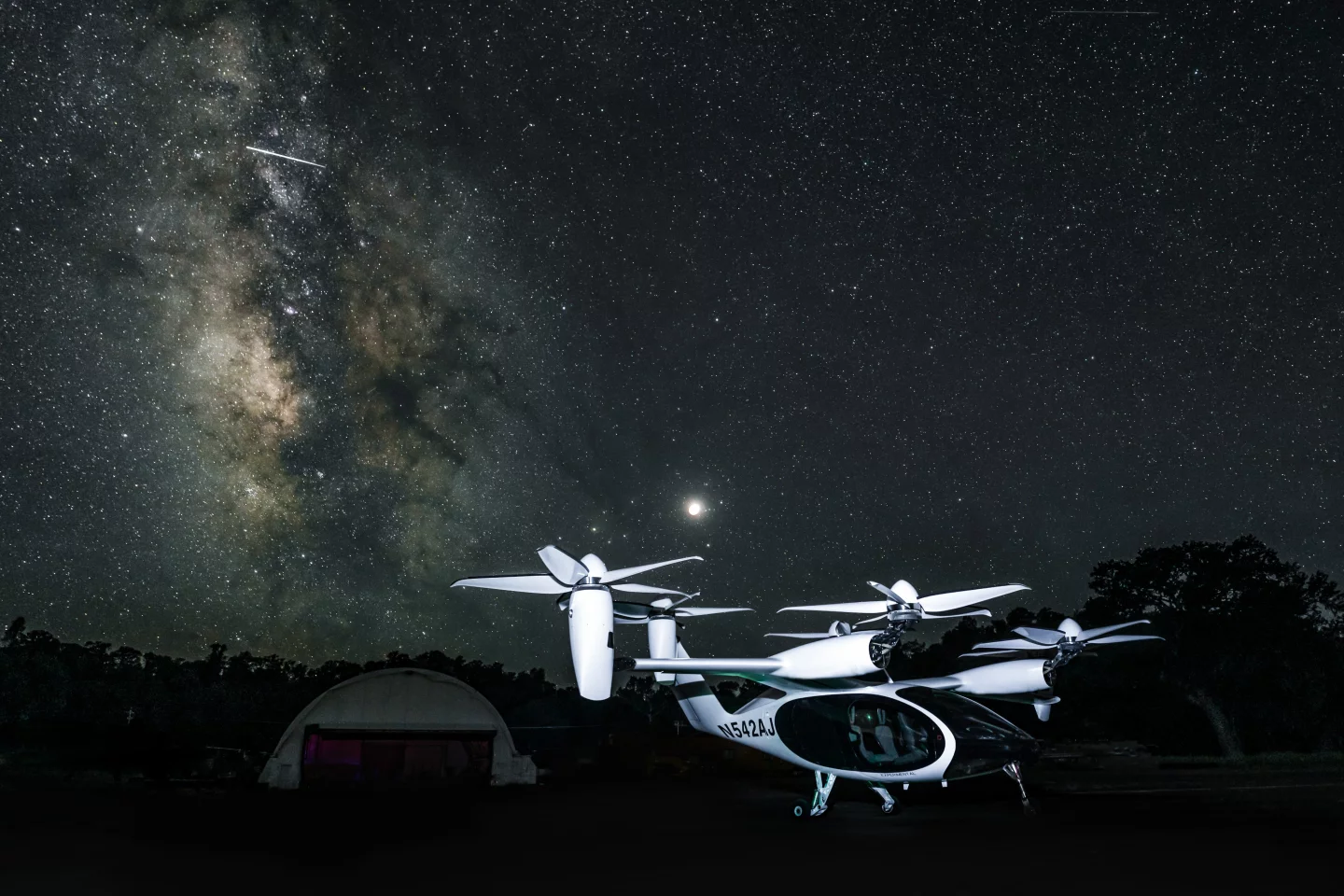 These comments are not directed specifically at Joby - we chose to use these shots simply because Eric Adams has made some beautiful images