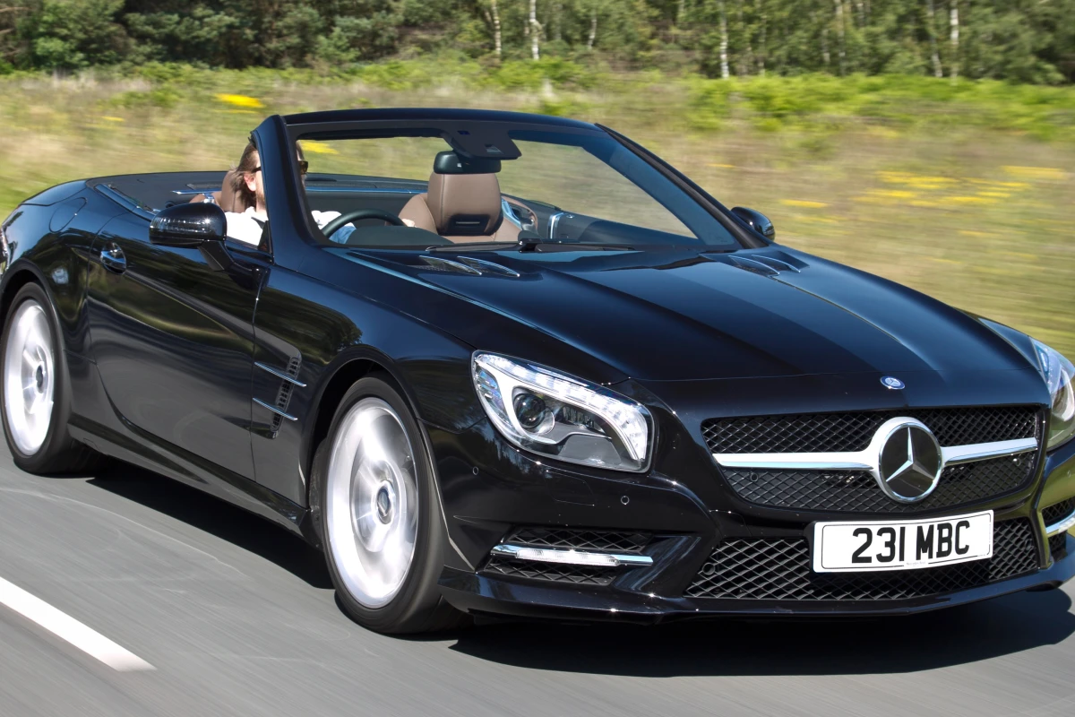 The new SL 400 makes a bold statement in styling as well as being quicker and more fuel efficient