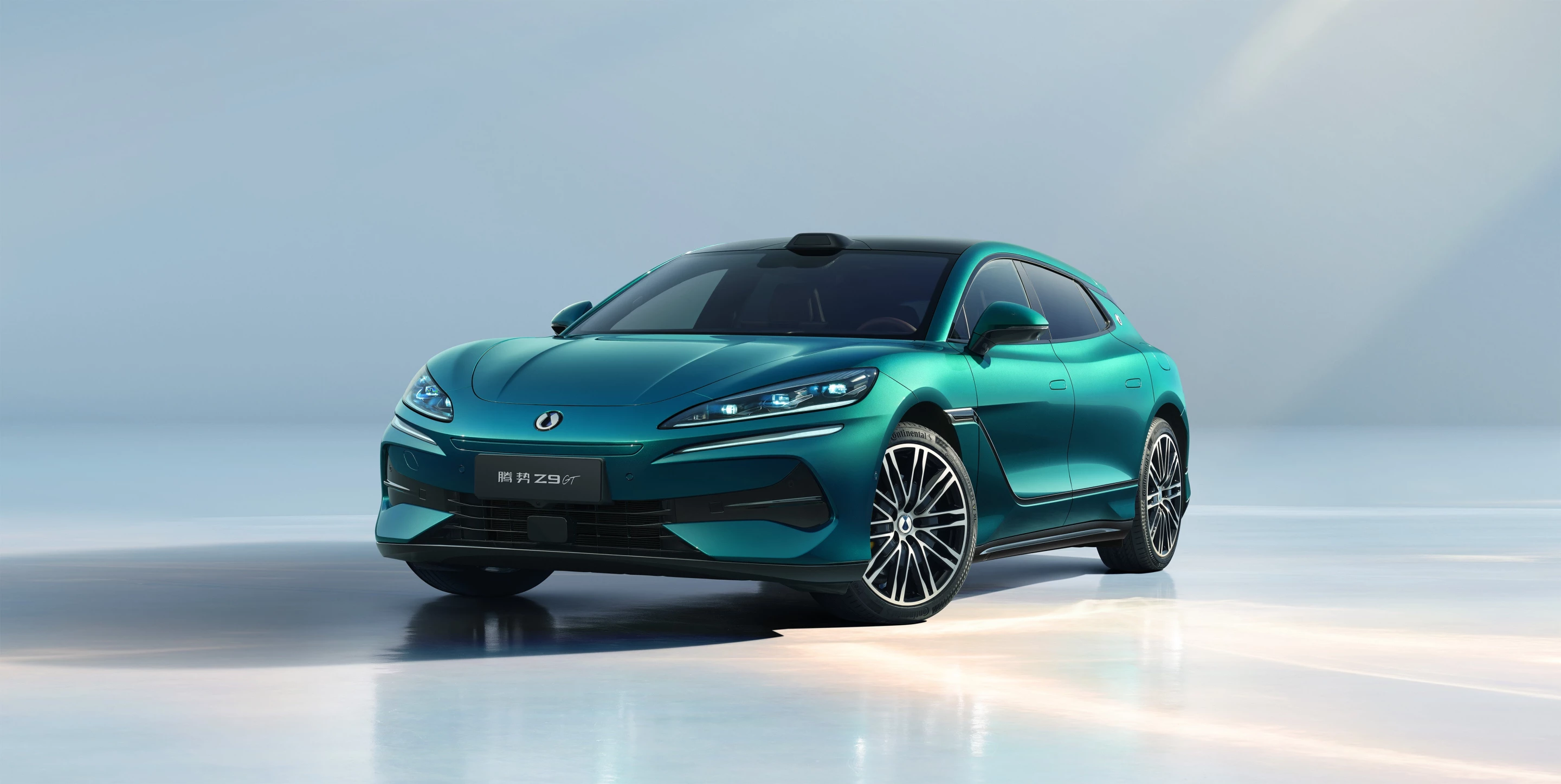 The Z9 GT boasts a maximum CLTC range of more than 643 miles (1,036 km)