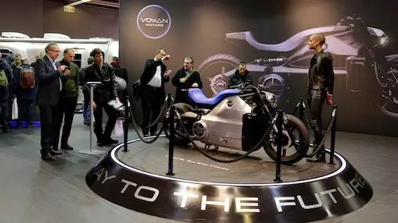 Quarter front view of the Voxan Wattman at the Paris Motor Show (Photo: Voxan Motors)