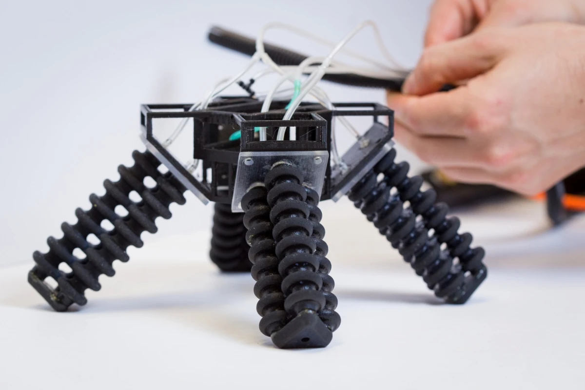 The secret to the bots success are its chambered soft legs