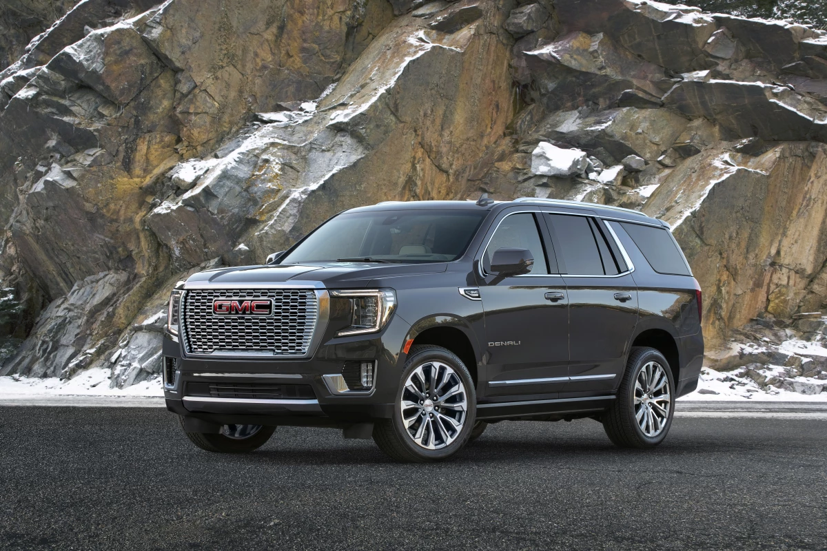 The new GMC Yukon features a bigger size, more space, and a lot of engineering