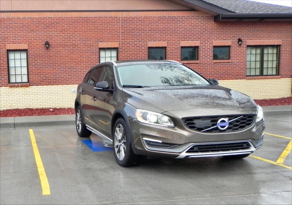 The 2016 Volvo V60 is a five-seat wagon that is also available in both front-wheel and all-wheel drive