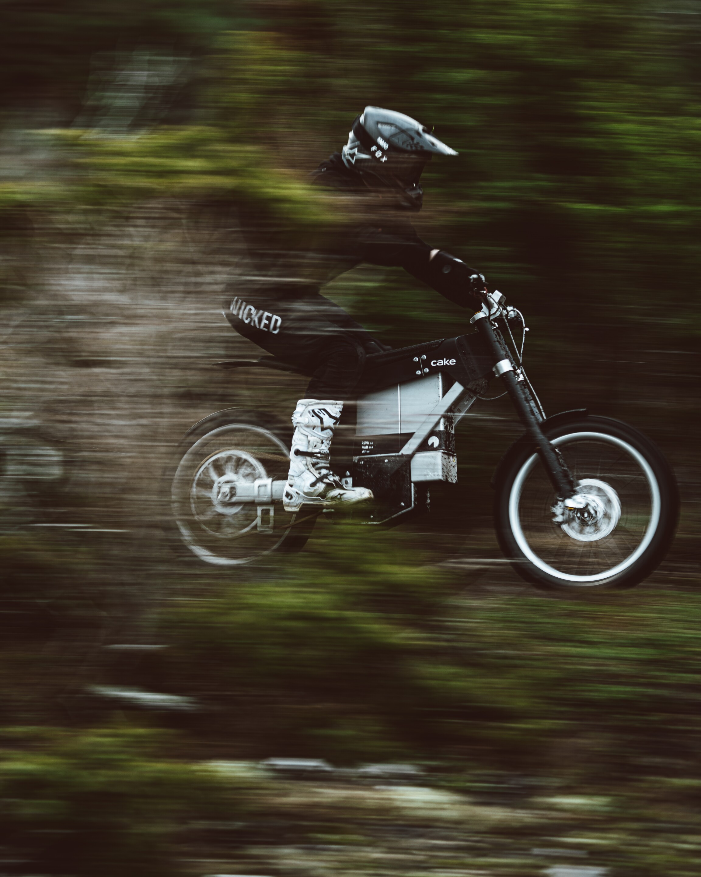 Cake heads to the backcountry with Kalk Ink offroad emotorcycle