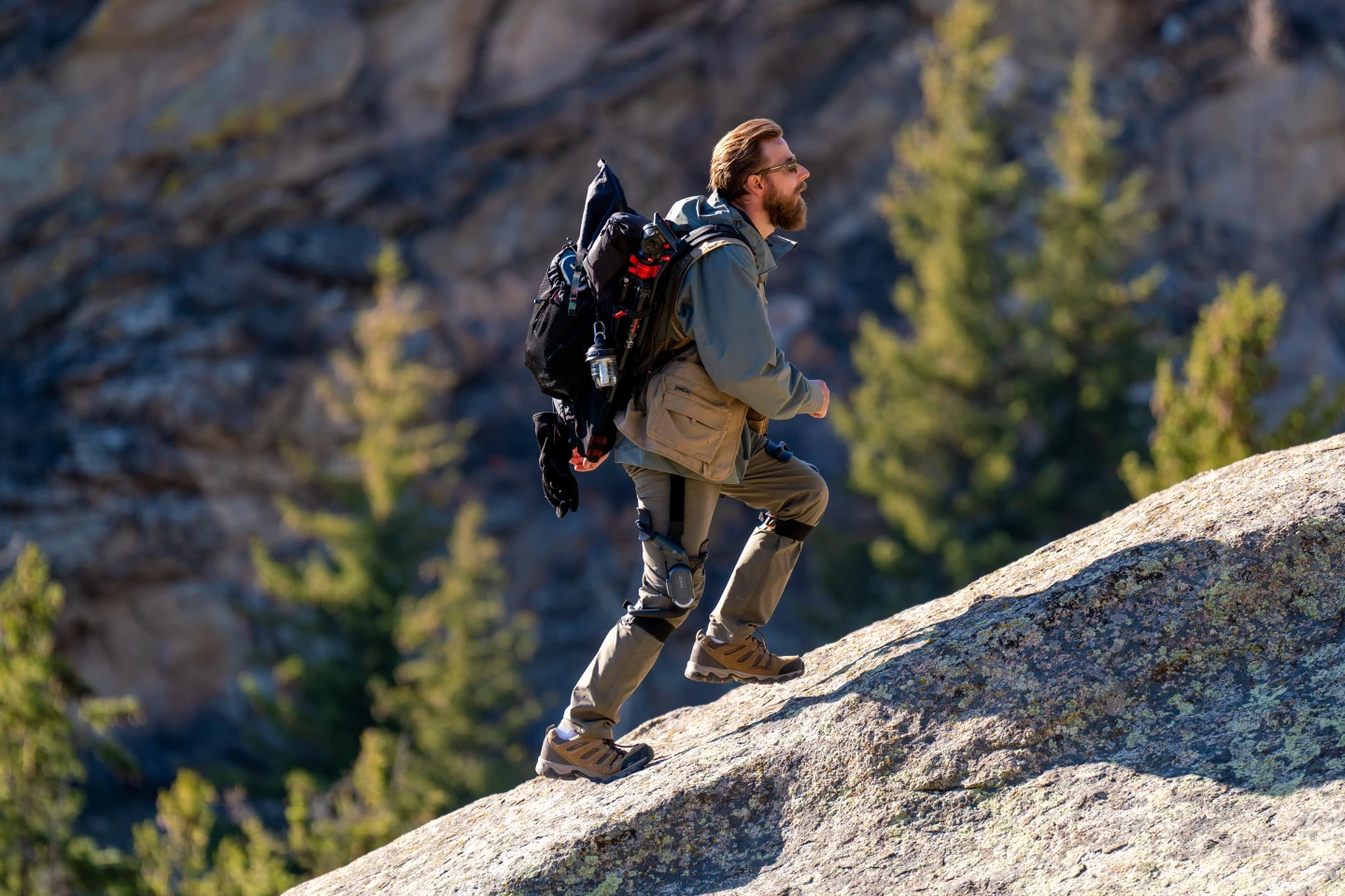 The system is said to make users feel 44 lb (20 kg) lighter when climbing