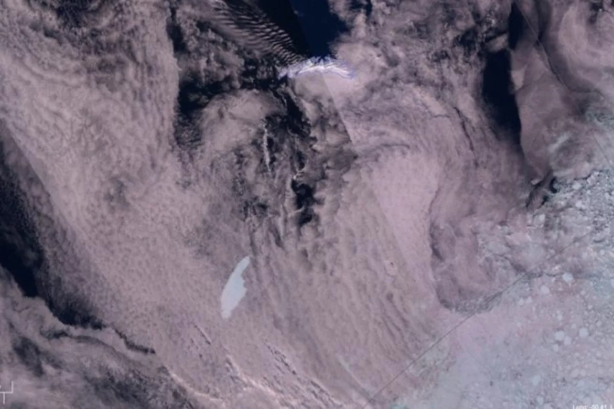 Satellite image of A68a, which resembles a pointed finger, as it heads towards South Georgia