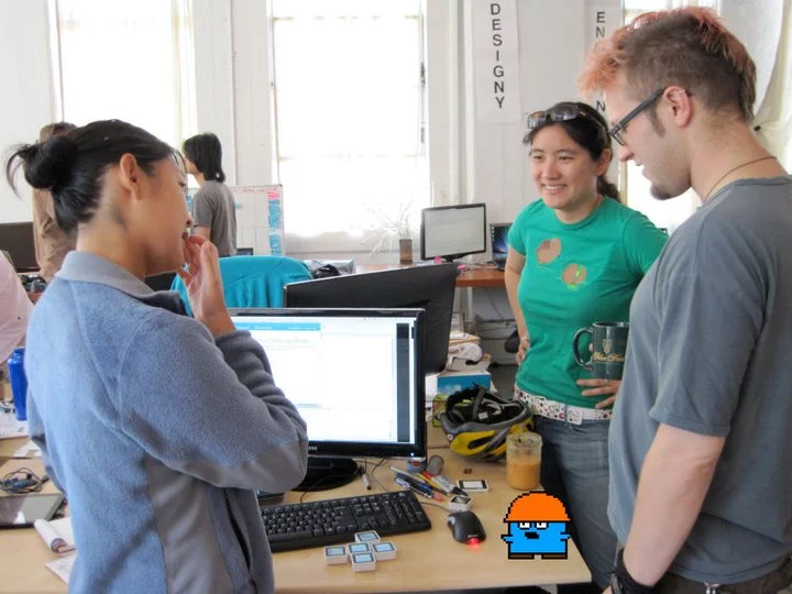 The Sifteo team working on the Sifteo Cubes Intelligent Play system
