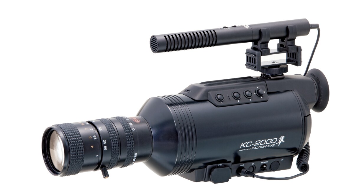 Falcon Eye handheld camera brings color to night vision videography