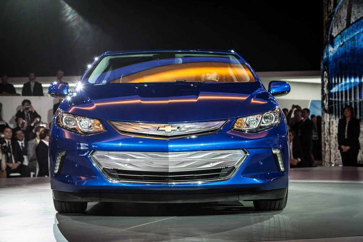 Chevy shows the 2016 Volt at NAIAS 2015 (Photo: Loz Blain/Gizmag.com)