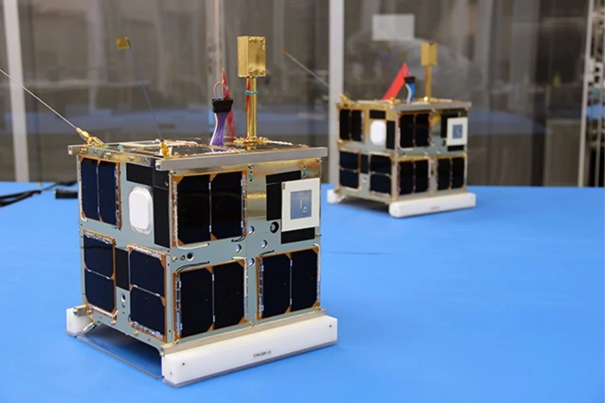 CanX-4 and CanX-5 are a pair of identical nanosatellites built by the Space Flight Laboratory and launched in June 2014