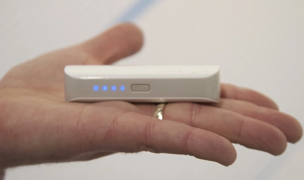 The Innergie PocketCell is a powerful new portable battery pack for mobile devices, that is a little larger than a car key